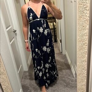 Elegant Navy Floral Maxi Dress